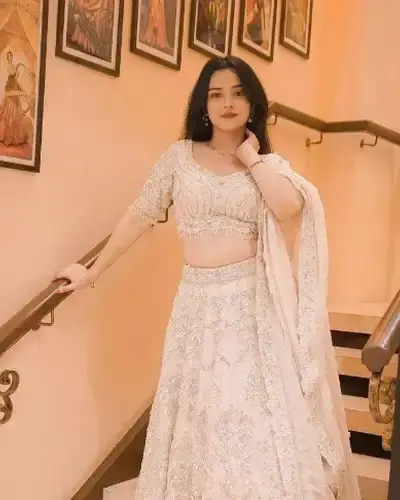 Escort Dausa